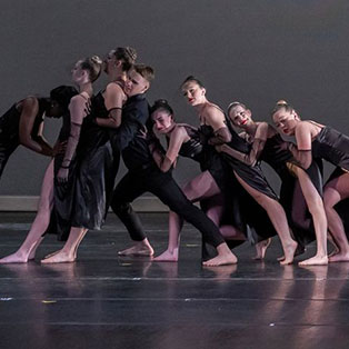 contemporary dance performance